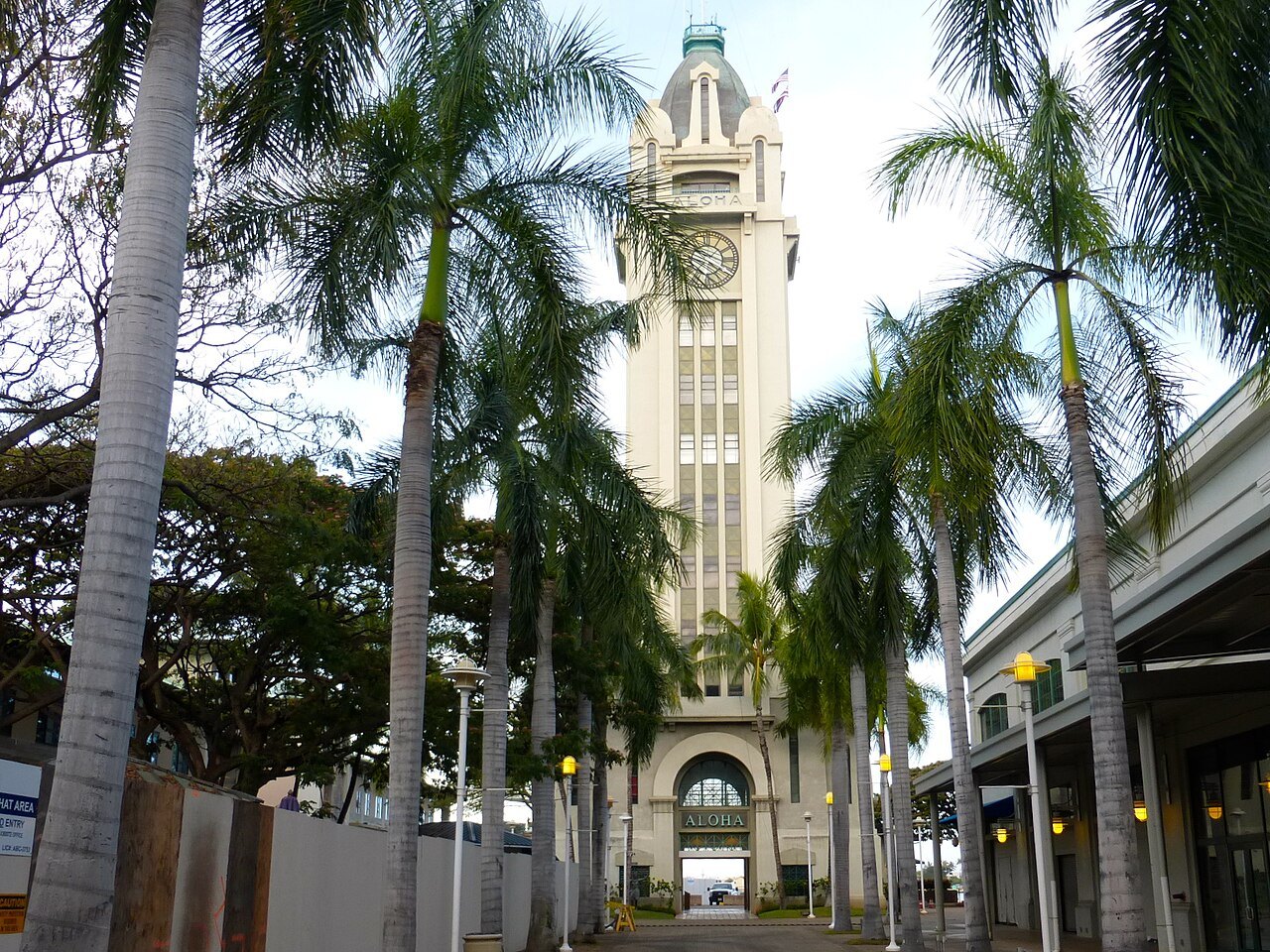 Aloha Tower and the Harbor