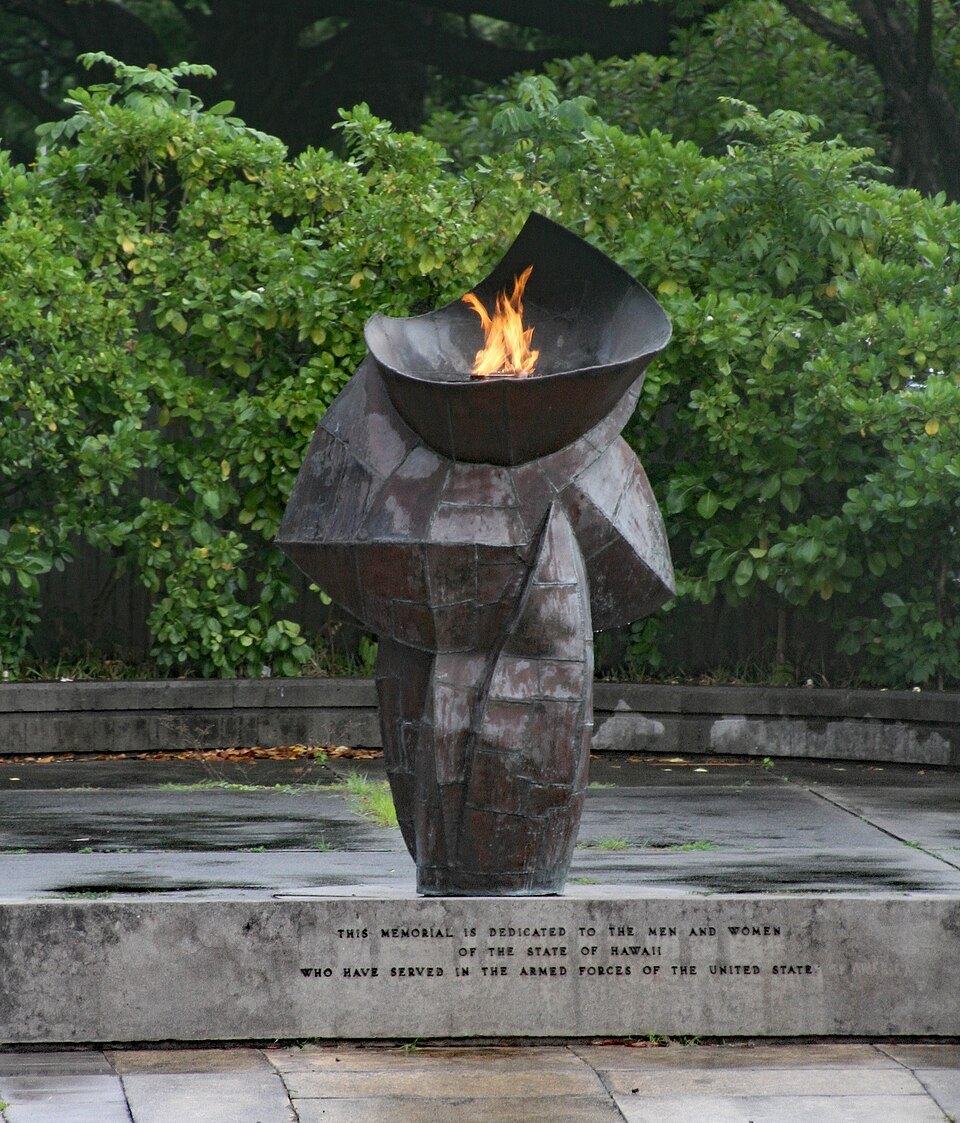 The eternal flame in the Capitol grounds, a memorial to Hawaiʻi's armed forces