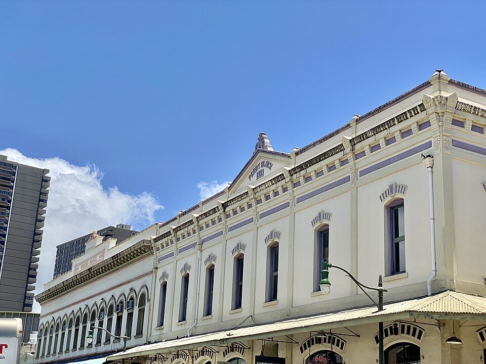 The Perry and McLean blocks along Nuʻuanu Avenue
