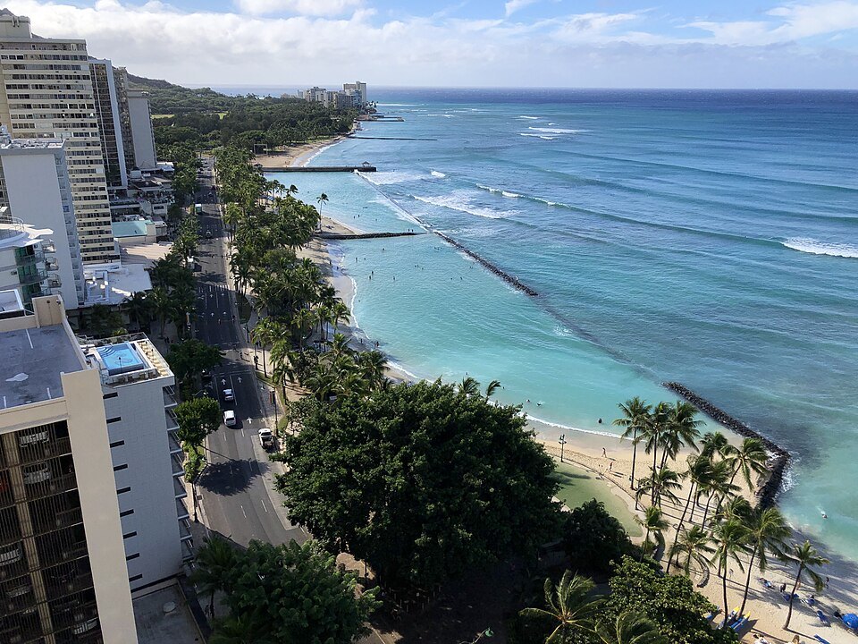 Waikīkī's beach, groins and reef, looking west from a tower