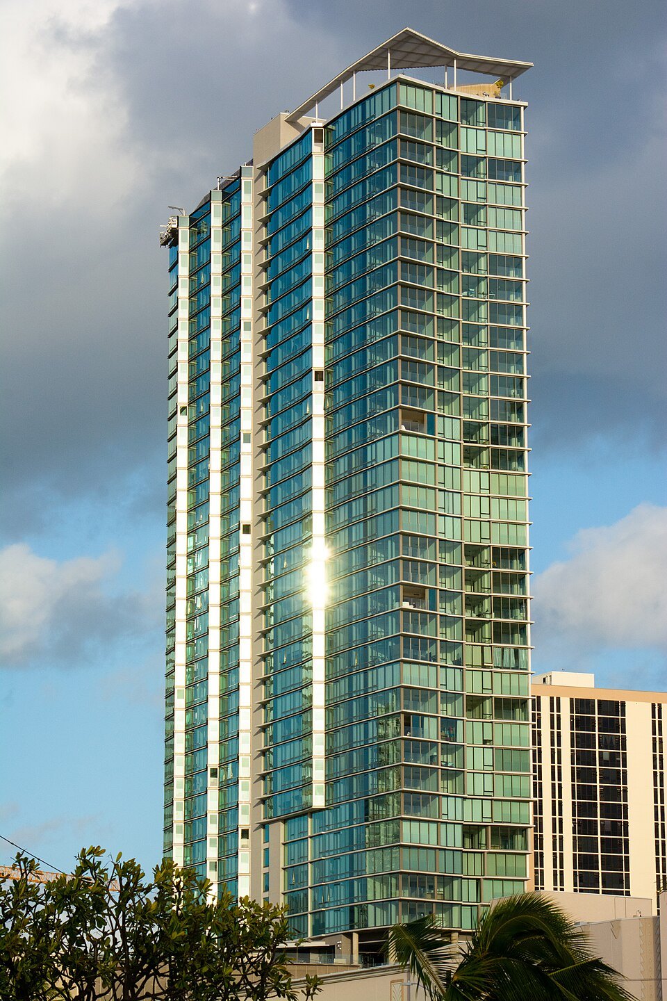 The glass tower of Aeʻo from Kewalo Basin