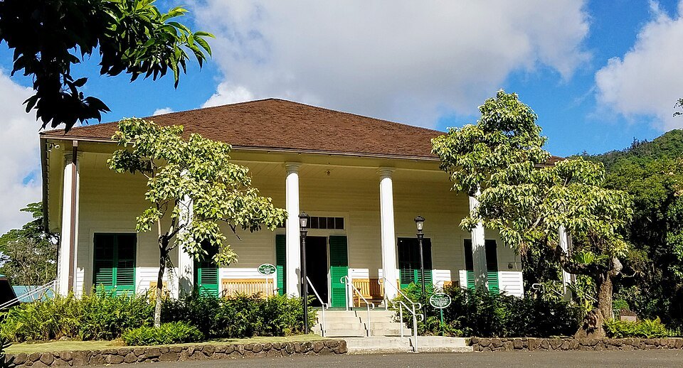 What happened to the Hawaiian Kingdom, and where can you see it in Honolulu?