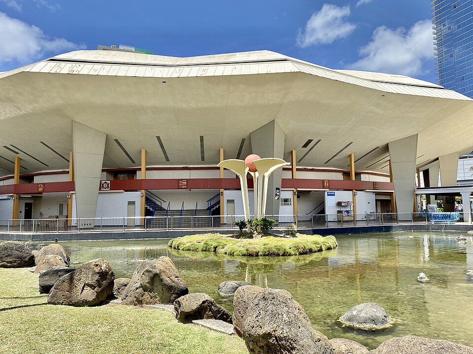 The Blaisdell Arena's roof and reflecting pond on Ward Avenue