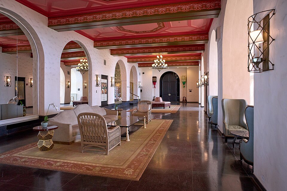 The Royal Hawaiian's lobby, arched and painted